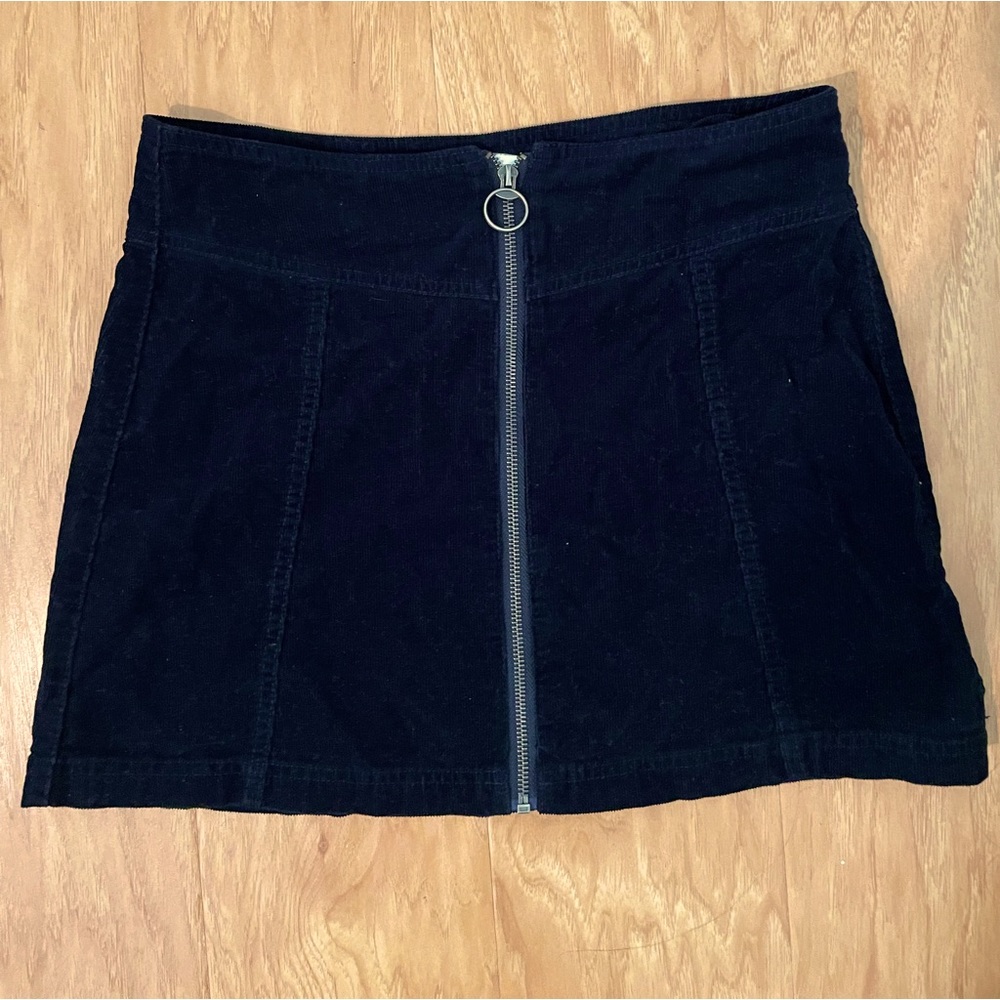 Forever 21 Navy blue courduroy skirt US size 28